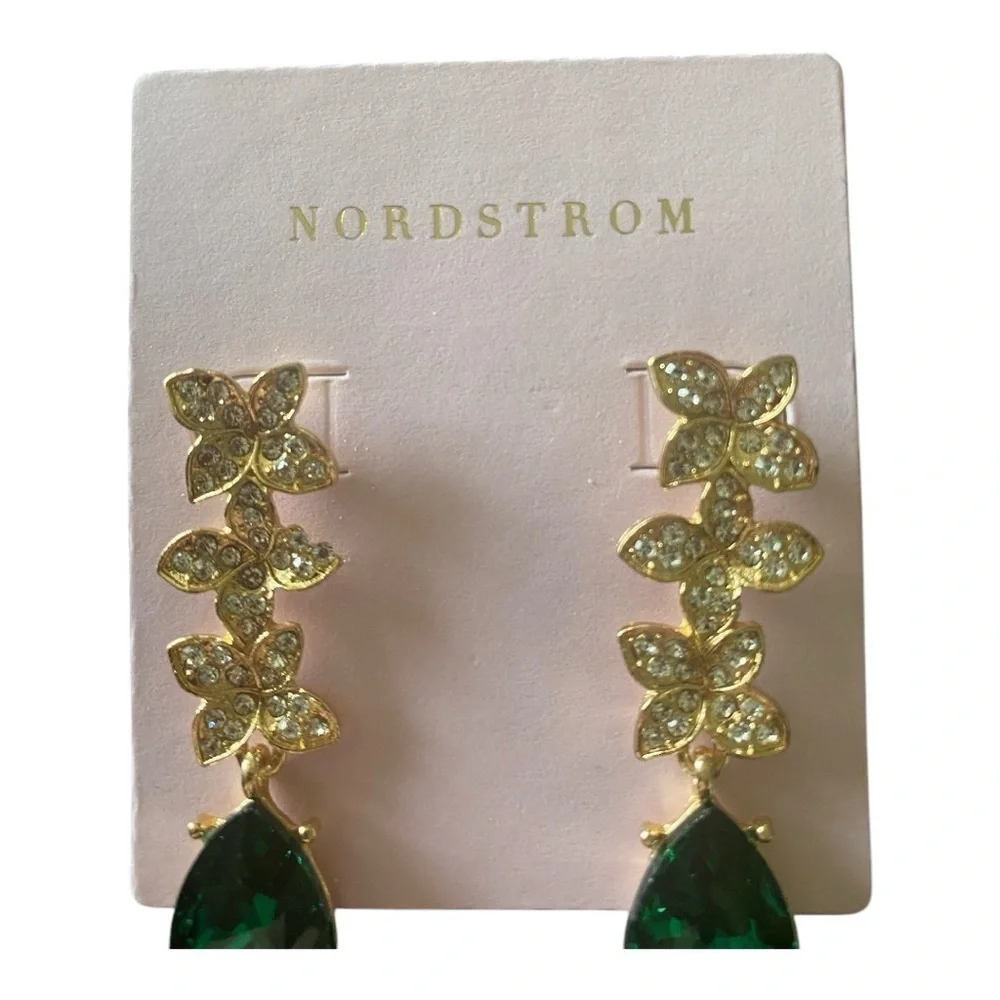 NWT-SAKS FIFTH AVENUE-STUNNING GOLD TONE AND EMERALD GREEN EARRINGS
